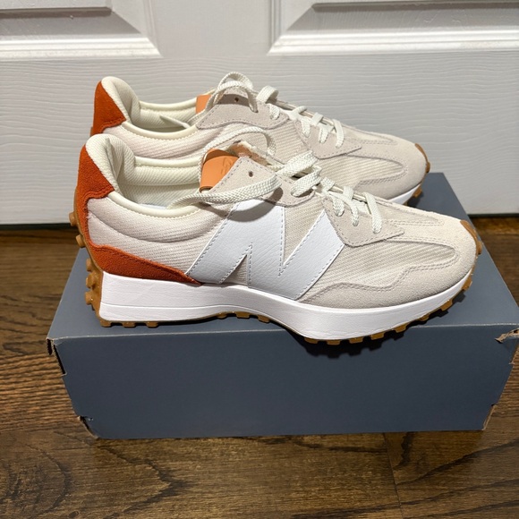 New Balance Cream and Orange Sneakers - Picture 3 of 9